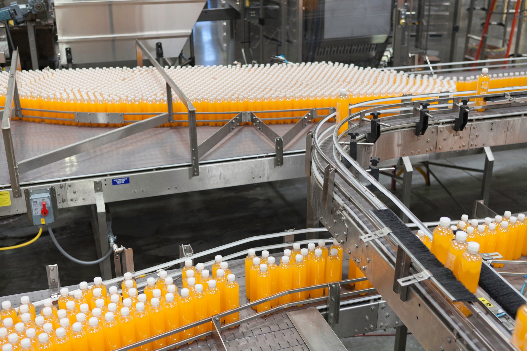 Beverage bottle processing line